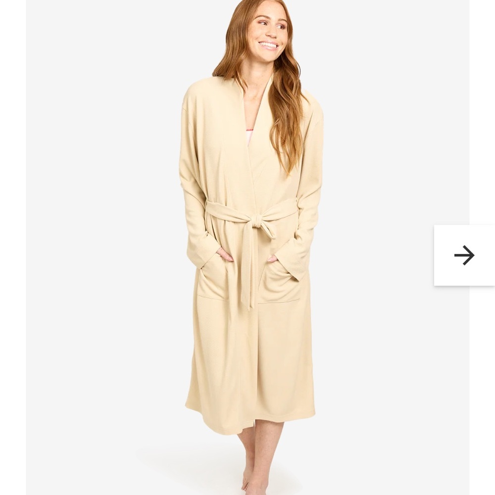 Line and Dot waffle knit robe
